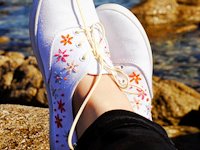 Motte Embroidered Canvas Shoes